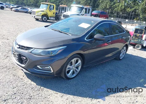 2016 Chevrolet Cruze Premier z USA, uszkodzony, nr VIN 1G1BG5SM2G7321064